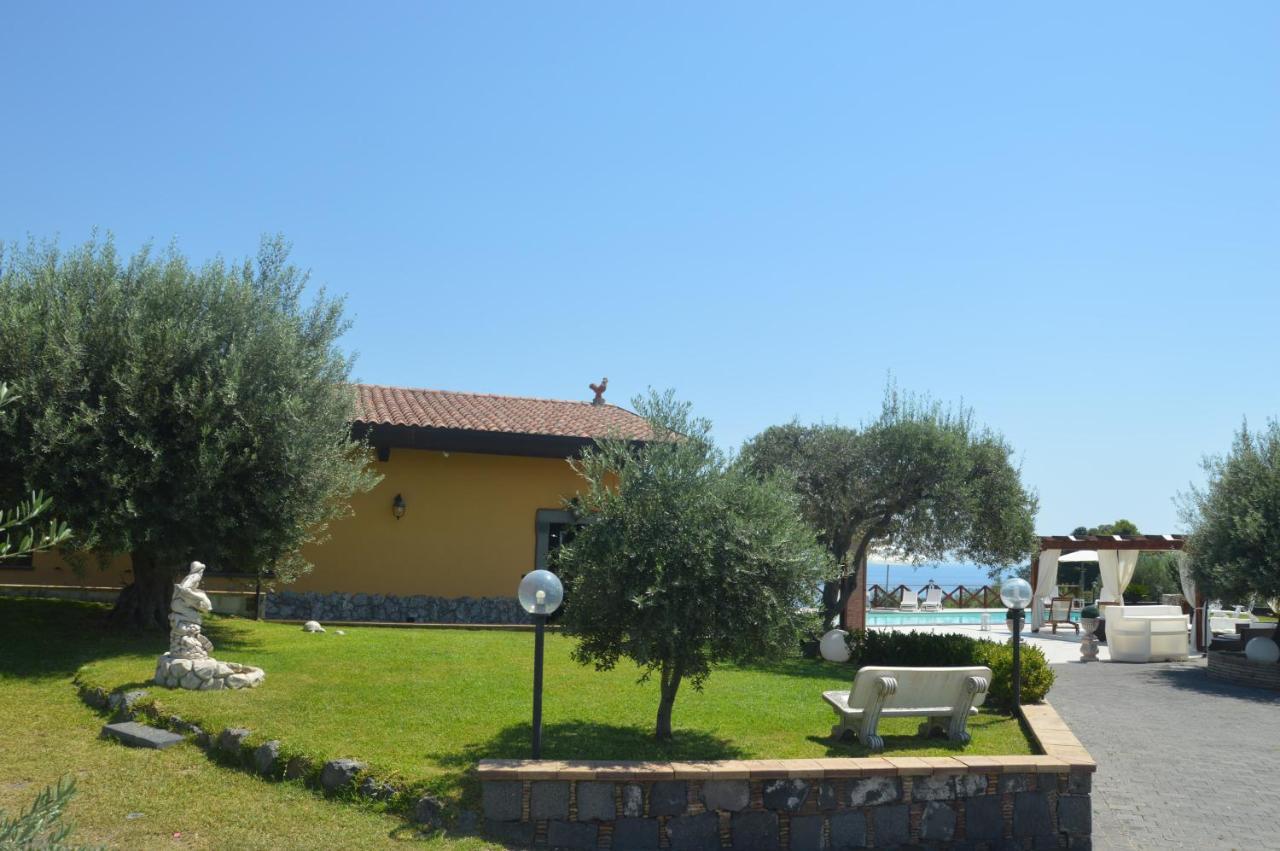 Villa Da Campo Giardini Naxos Exterior photo